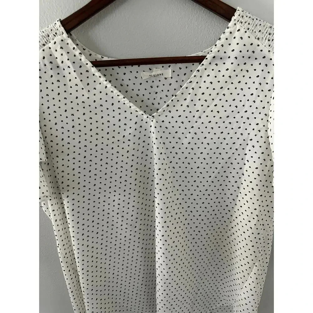 PLEIONE V-Neck Double Ruffle With Smocking Shoulder Top - Picture 4 of 5